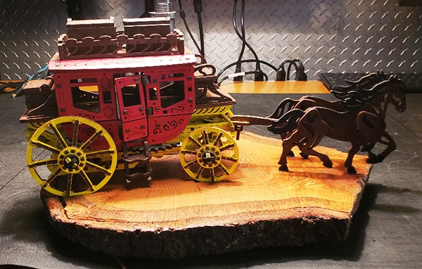 Stage Coach Lamp