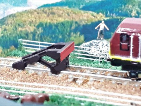 T Gauge Powered Buffer Stop ETB-020 scene